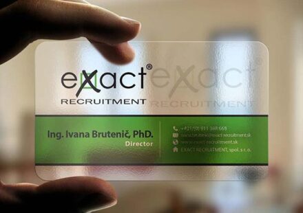 Card nhựa trong suốt xuyên thấu ánh sáng