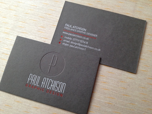 Dập chìm/ dập nổi giúp name card thu hút hơn