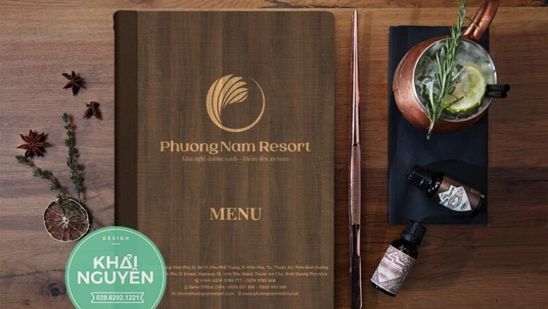Mockup menu gỗ Phương Nam Resort