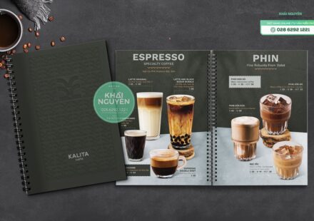 Nên chọn in menu nhựa hay menu mica?
