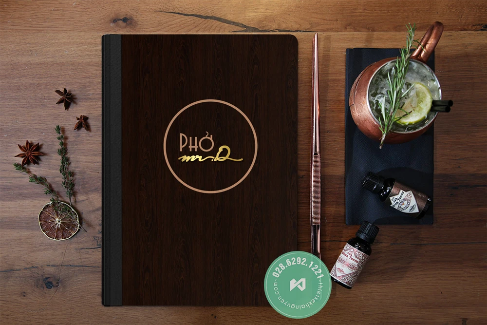 Menu bìa gỗ ép kim vàng cao cấp cho thương hiệu Mr Phở